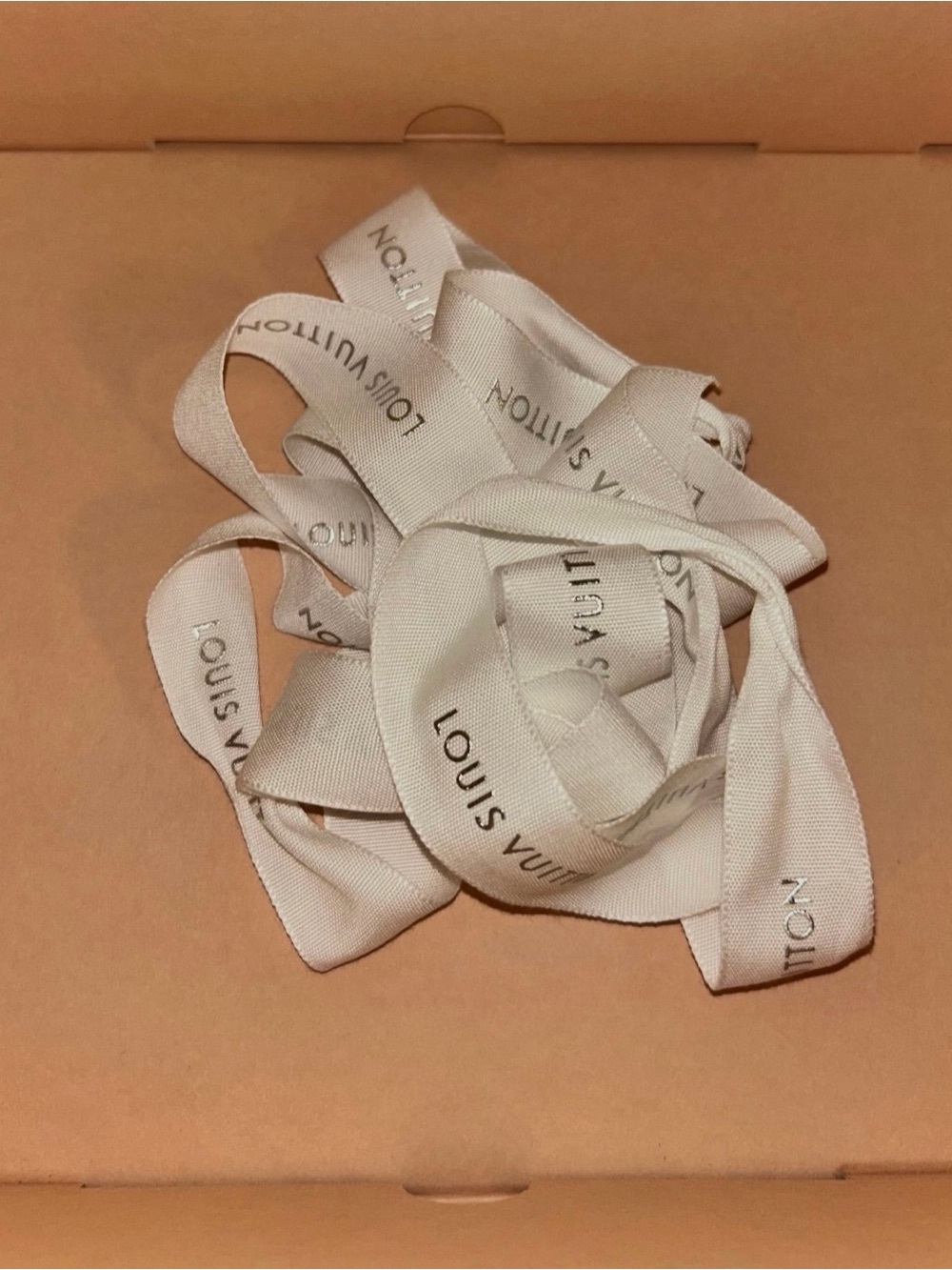 Empty Louis Vuitton Designer Box - Picture 6 of 8